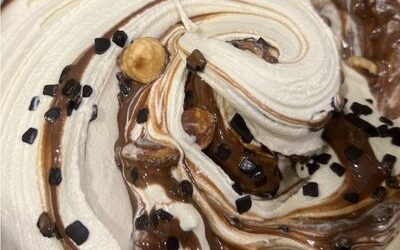 El ritual de menjar gelat: per què no és només una postra